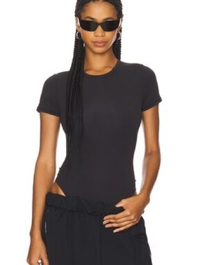 Skims Fits Everybody T-Shirt Bodysuit Onyx Black Size Medium